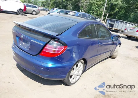 2004 Mercedes-Benz C 230 Kompressor Sport z USA, uszkodzony, nr VIN WDBRN40J94A569159